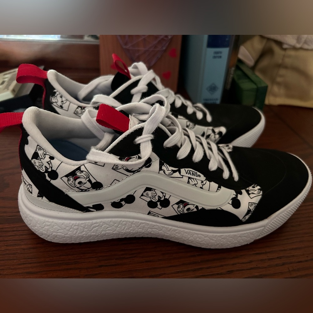 Vans X Disney 100 UltraRange Custom Mickey Shoes NWOT